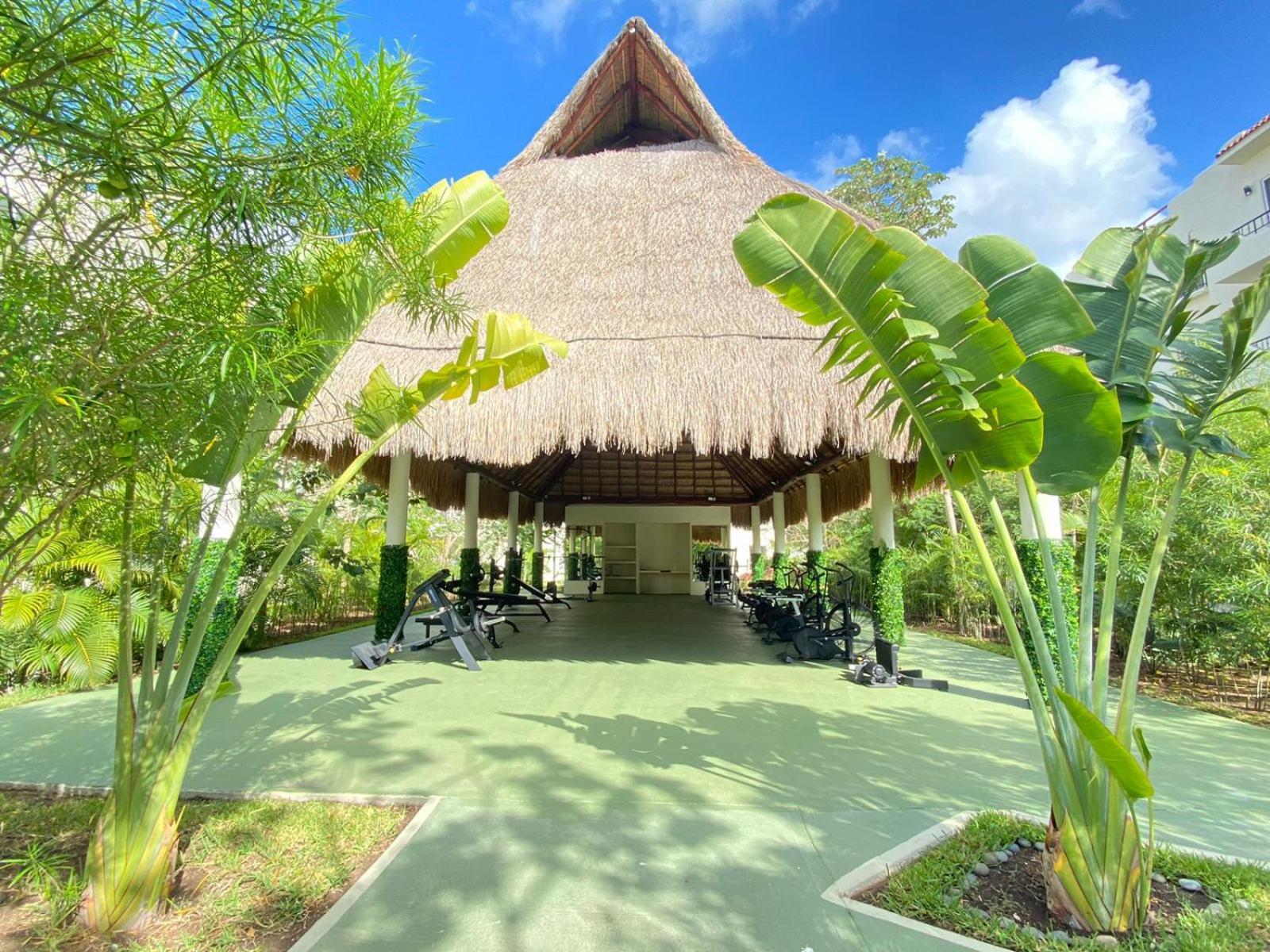 Love Vacations Tulum Exterior photo